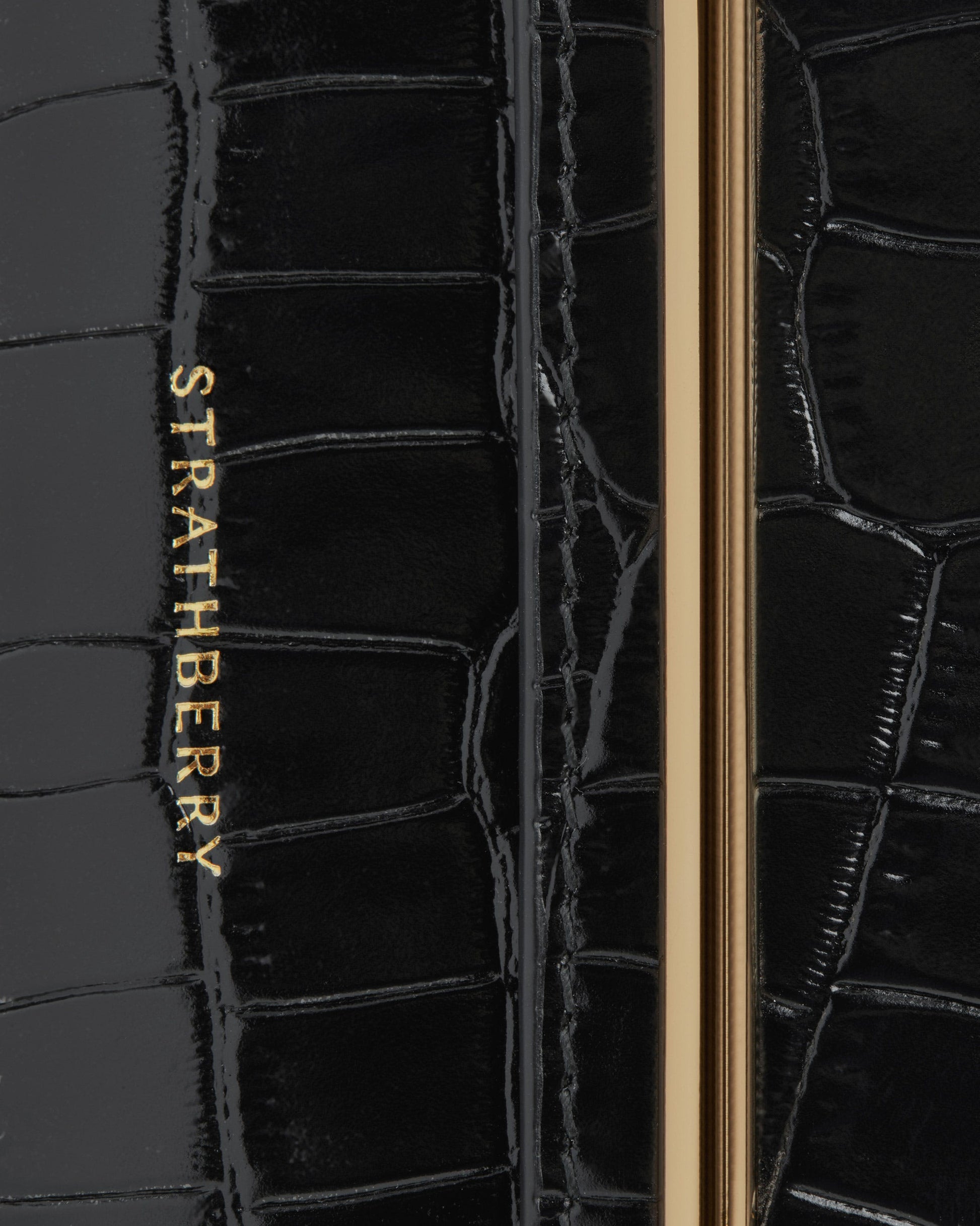 Multrees Chain Wallet — Black Croc-Embossed Leather