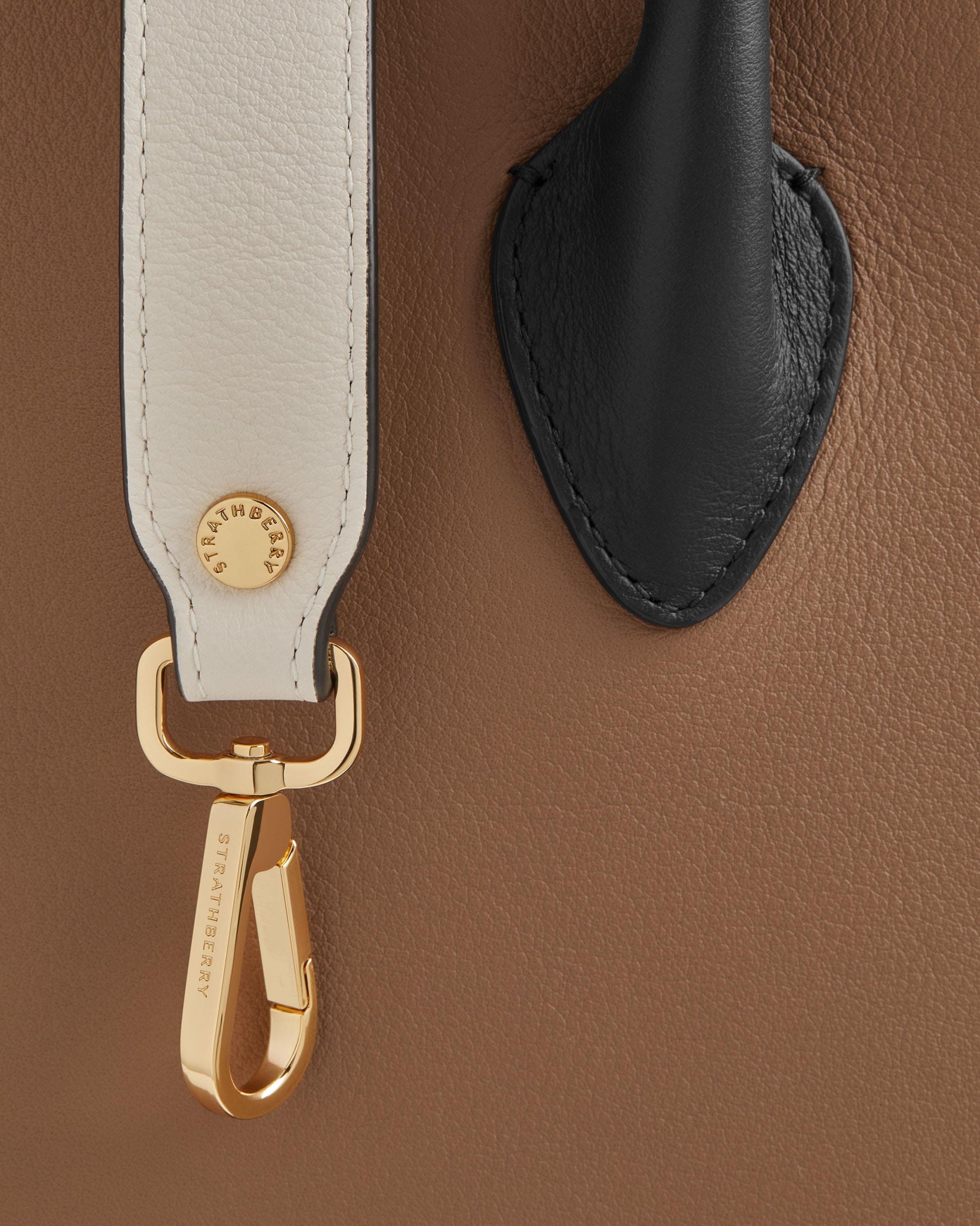 Midi Tote — Clay, White & Black