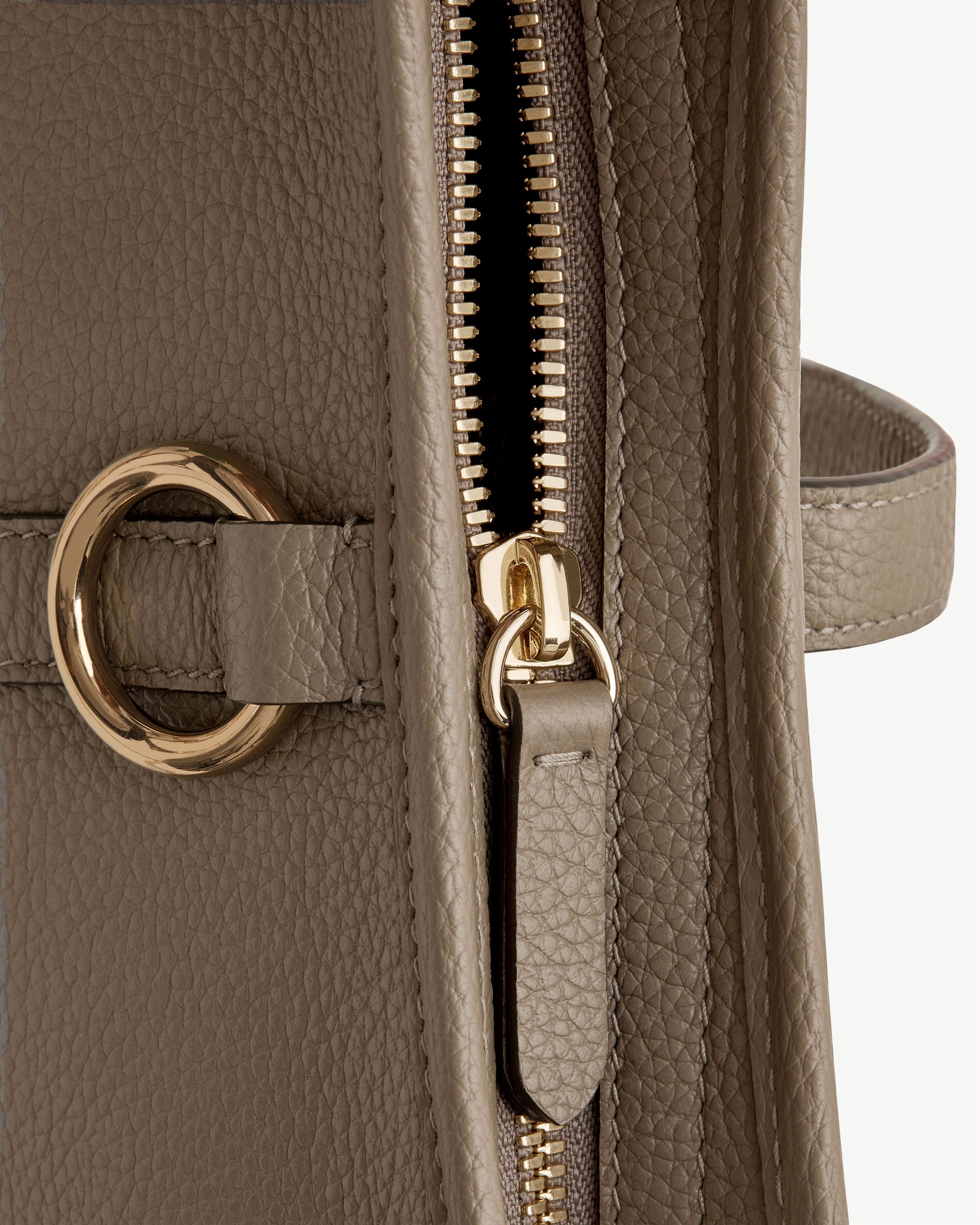 Kite on a Chain in Taupe