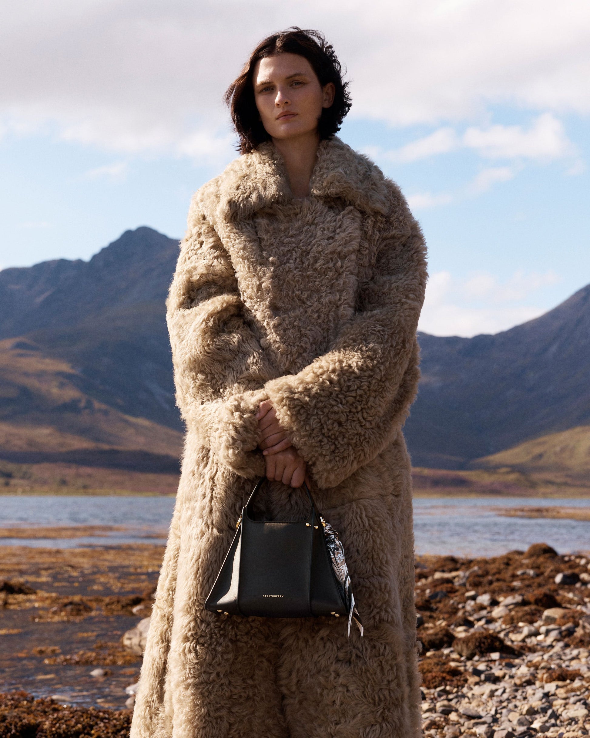 Arkshell Bag in Espresso