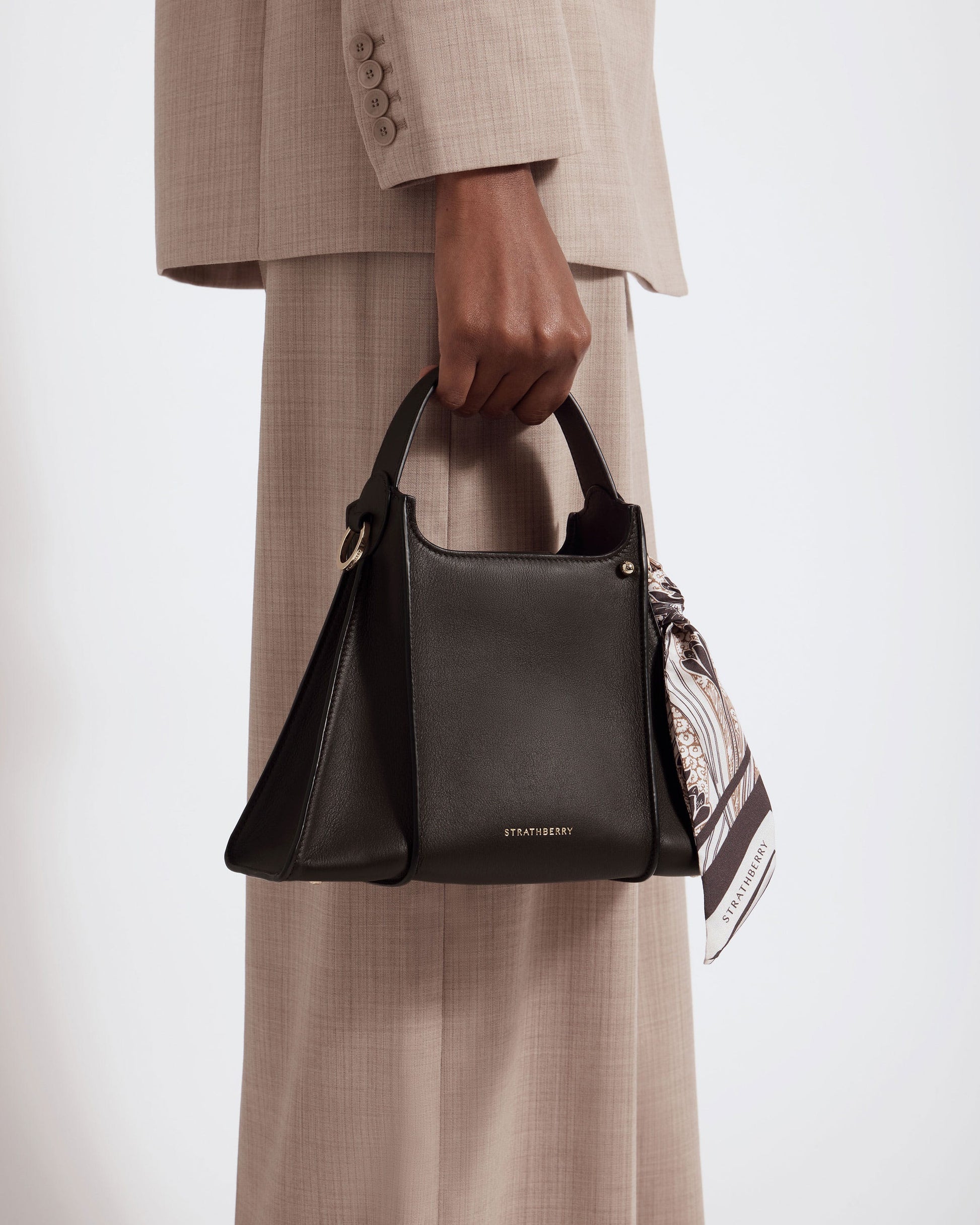 Arkshell Bag in Espresso