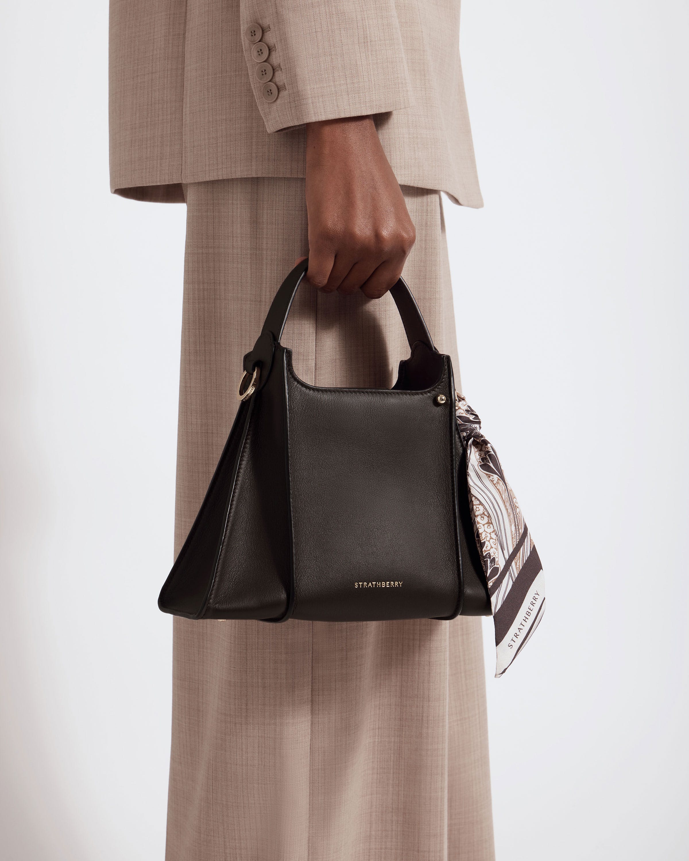 Arkshell Bag in Espresso