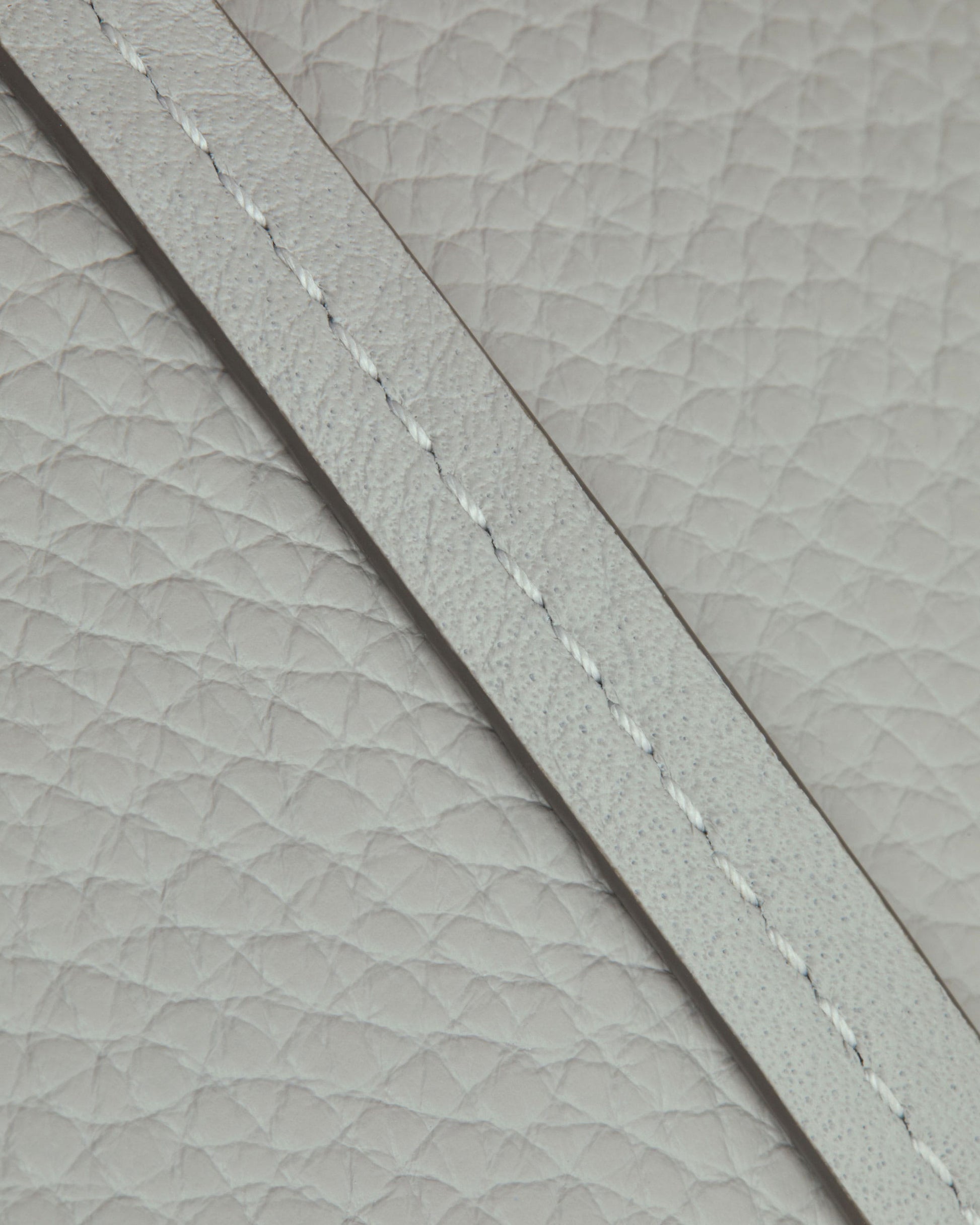 Osette Midi Pouch in Marble Grey