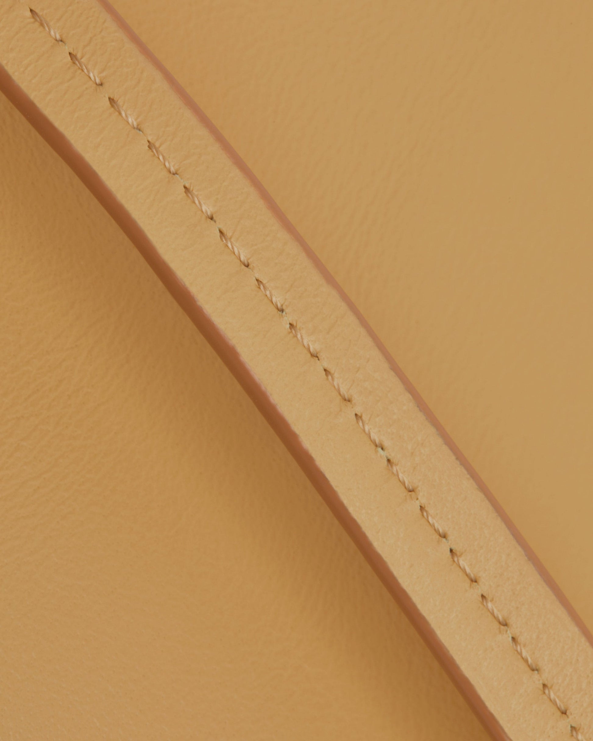 Osette Midi Pouch in Brûlée